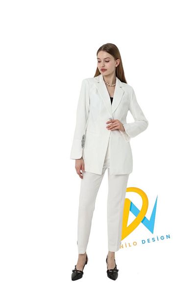 NILOO Women's Jewelled Suit