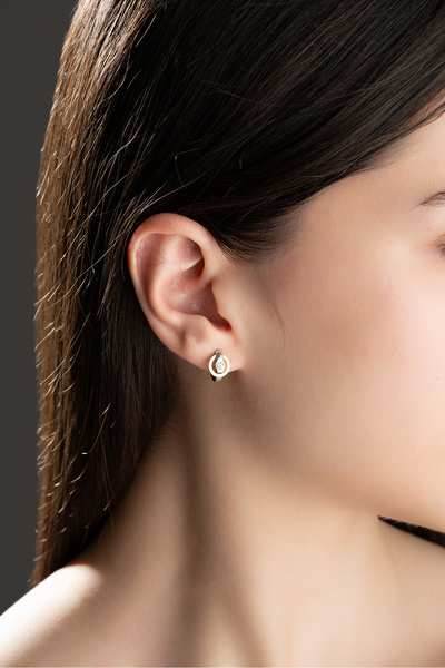 Nereze 925 Ayar Gümüş Rodyum Kaplama Sallantılı 12 mm Sarı Halka Tektaş Küpe