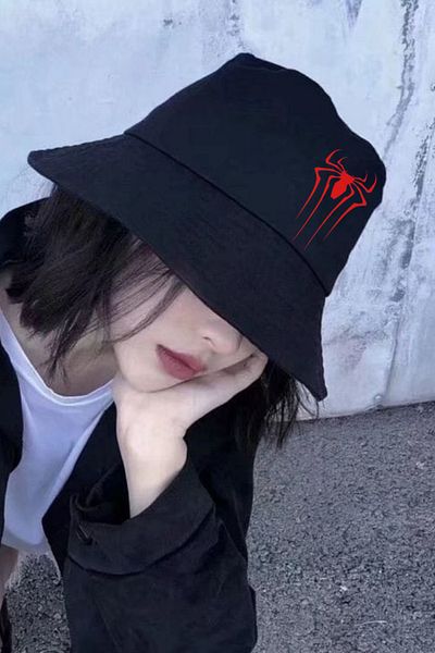 Touz Moda Καπέλο ψαρά με μαύρο κουβά Red Spider