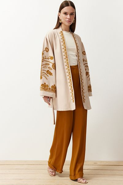 Trendyol Modest Béžová tkaná vyšívaná čepice & Ferace & Kimono TCTSS24KF00018