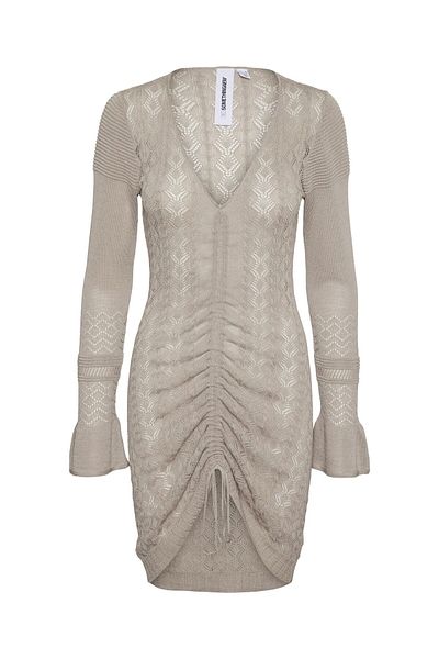 Something New Strickkleid von Somethingnew. Gestylt von; Cenit Nadir Kurzes Kleid