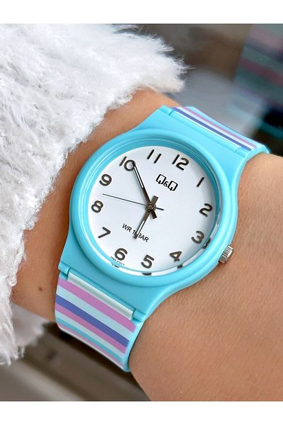 Q&Q Vq06-1200Wl Waterproof Teen Girls Wrist Watch