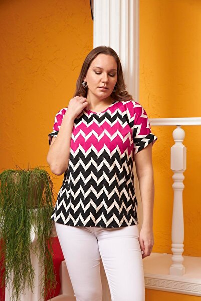 Imagine Giyim Elegant and Vibrant: Women's Zigzag Print Large Size Knitted Fabric Cool Fuchsia Blouse