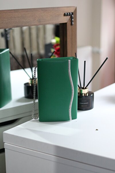 Moom Bag Woman's Green Stone Detailed Chain Shoulder Bag