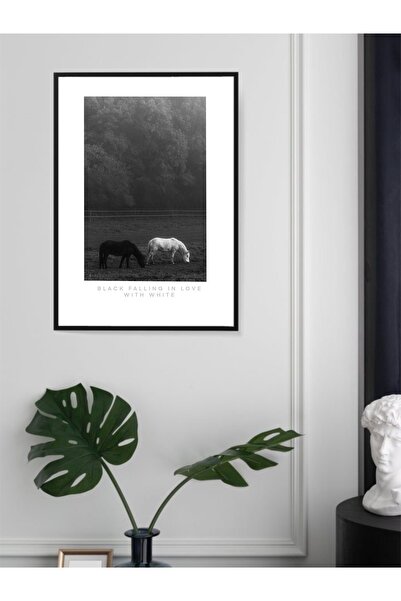 Hediye köşem Siyah ahşap çam çerçeveli at figürlü tablo