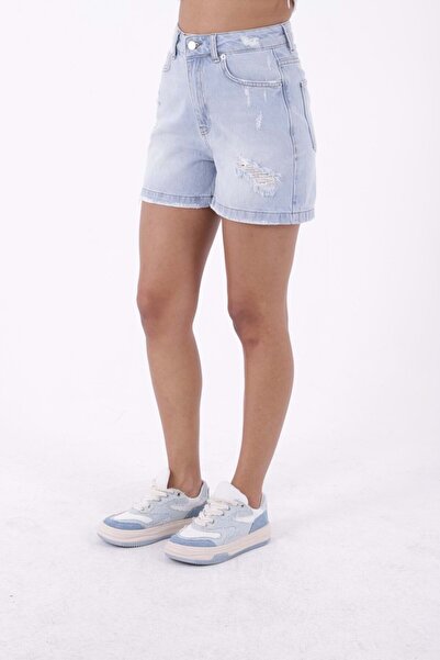 RICHMOST Yıpratma Detaylı Cepli ve Astarsız Kısa Boy Yüksek Belli Mom Fit Kadın Şort Buz Mavi Yaz / Bahar