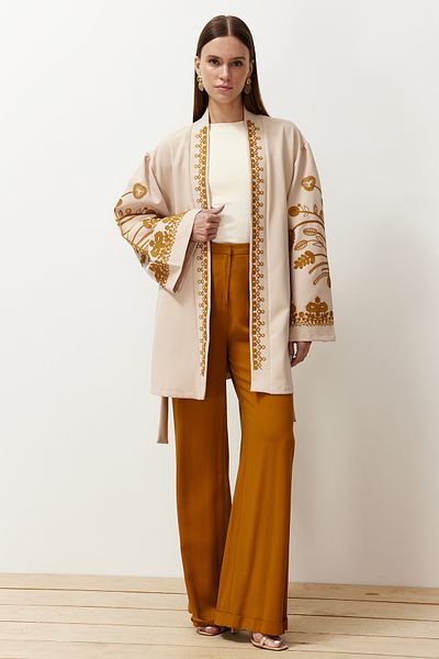 Trendyol Modest Béžová tkaná vyšívaná čepice & Ferace & Kimono TCTSS24KF00018