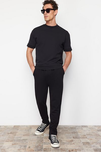 Trendyol Collection TMNSS24EA00008 Μαύρο Βασικό Φούτερ