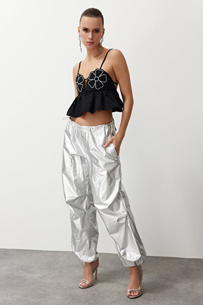 Trendyol Collection Ανθοκέντητη Μαύρη Μπλούζα Crop - TPRSS24BZ00030