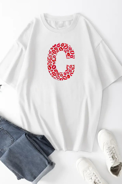 AEMİ Unisex Sevgiliye Öpücüklü Tişört Kişiye Özel Harf Baskılı Pamuklu T-shirt