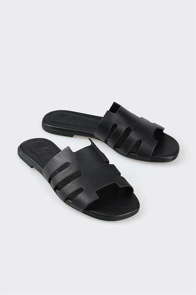 Elle Shoes شبشب نسائي من الجلد الأسود