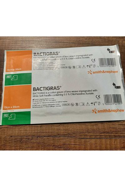 bactigras 10X10 cm Wound Cover - 10 Pieces