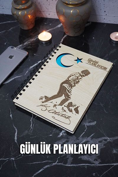 markcat Caiet de planuri din lemn Mustafa Kemal Atatürk - Agenda nedatat - Planificator zilnic (CAIET DE PLANIFICARE) A5