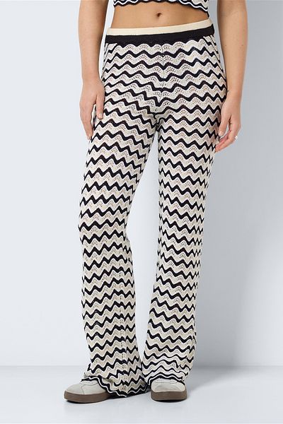 Noisy May NMSADIE HW STRICKHOSE