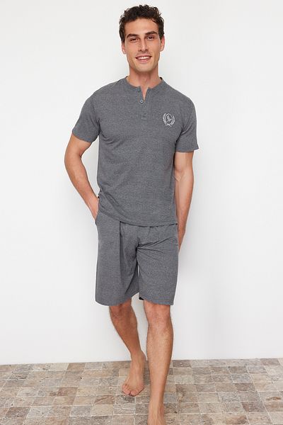Trendyol Collection Σετ Πιτζάμες Πλεκτό Σορτς με Καπνιστό Γιακά με Κανονική Εφαρμογή TMNSS24PT00047