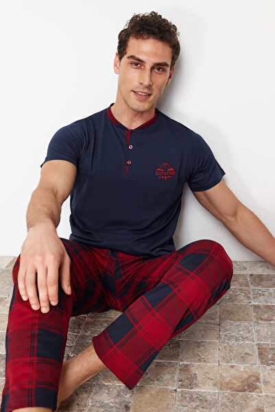 Trendyol Collection Pletená pyžamová souprava Navy Plaid - Regular Fit TMNSS24PT00037