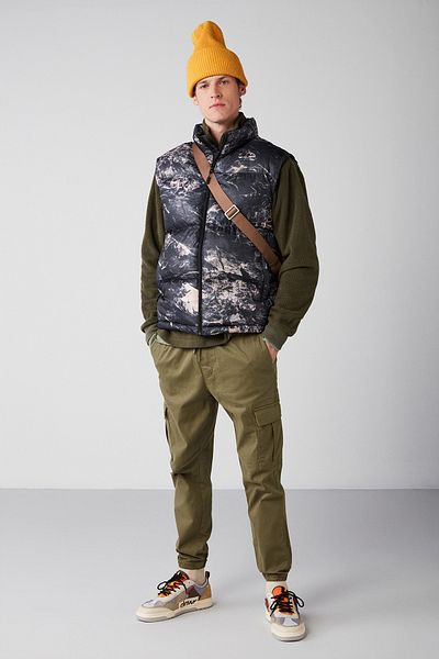 GRIMELANGE Lennon Men&#39;s Puffer Vest Thick Fluffy Water Repellent Recycle Polyester Filling Zippered Patterned Vest