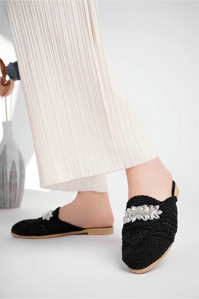Ayakkabı Ülkesi Women's Stoned Slippers Closed Front Straw Lace Knitted Dowry Daily Sandals Slippers