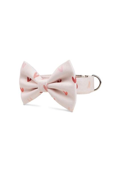 Lusi Doog Heart Bow Tie Dog Collar
