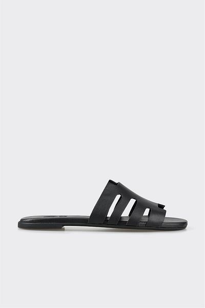 Elle Shoes شبشب نسائي من الجلد الأسود