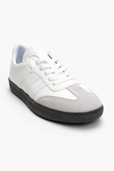 NİŞANTAŞI SHOES Return07 حذاء رياضي نسائي برباط ونعل مسطح باللون الأبيض غير اللامع