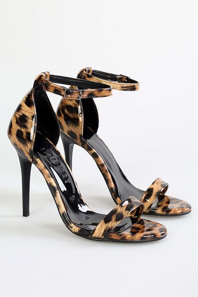 Shoeberry Damskie buty na obcasie Lina Leopard z błyszczącym pojedynczym paskiem