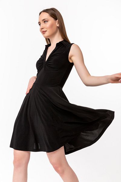 Laranor Black Shirt Collar Detailed Flared Dress