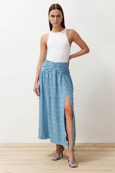 Trendyol Collection Fusta țesătă de lungime maxi cu detaliu cu fantă în față cu textura albastră TWOSS24ET00176