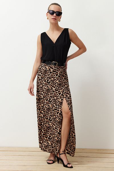 Trendyol Collection Leopárd mintás viszkóz maxi szoknya - többszínű, hasított részletekkel TWOSS24ET00205