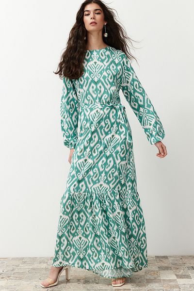 Trendyol Modest Vzorované tkané šaty se zeleným páskem - TCTSS24EB00240