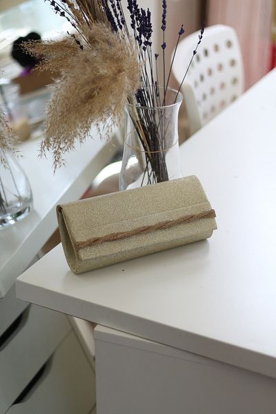 Moom Bag Γυναικεία βραδινή τσάντα φορέματος Portfolio σε χρυσό ασημί Twist Stripe