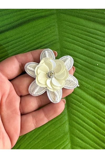 Gönülden Tasarım 6X6 CM PIATRA DE ZIRCON FLORĂ DE RAFTURI APLICATĂ ACCESORIUL DE CUSUT Alb