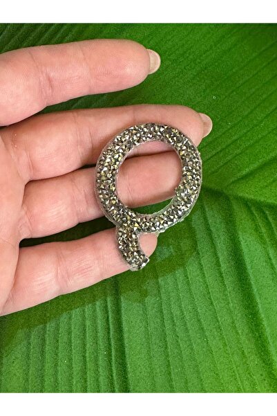 Gönülden Tasarım 5X3 CM EMBLEM SA SLOVOM Q OBLAČEN KAMENOM, ZA PEGLJANJE