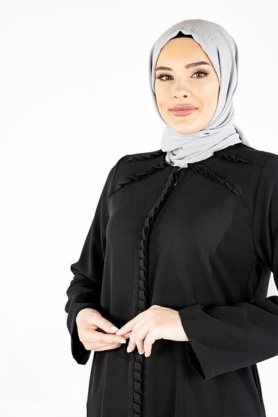 Beyza Μαύρο Ferace 3661 - Arhavi με λεπτομέρεια πτυχωτού πτυχώματος στο γιακά και τον πατ
