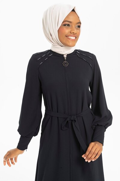 Beyza Ferace 3505 brodat cu margele bleumarin în toamnă