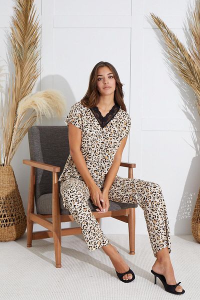Sevim Women's Short Sleeve Leopard Pajamas Set C7T1N6O51