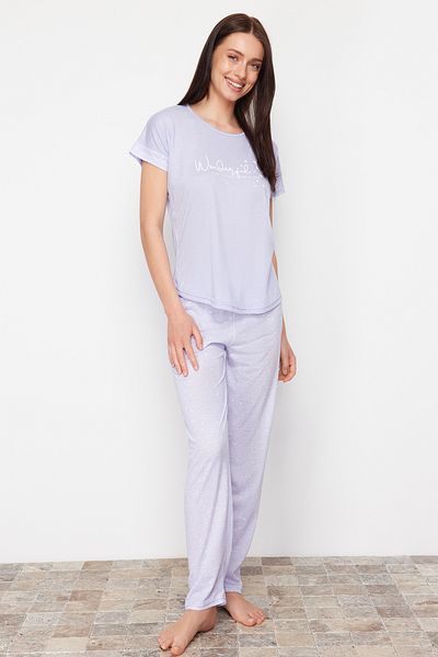 Trendyol Collection Lilac Slogan Printed Knitted Pajamas Set THMSS24PT00364