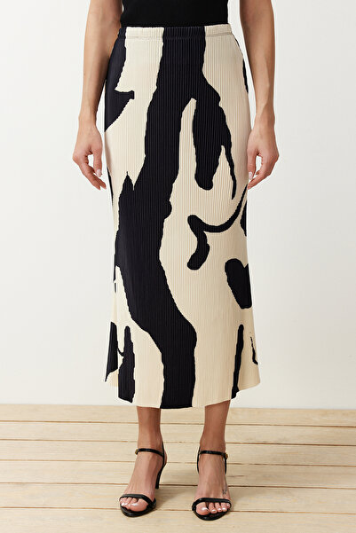 Trendyol Collection Ecru absztrakt rakott A-vonalú nyomtatott midi rugalmas kötött szoknya TWOSS24ET00209