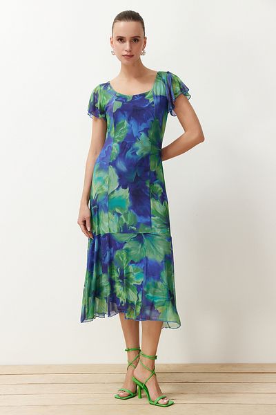 Trendyol Collection Modrý květinový čtvercový límec Midi A-line/Zvonek Pletené midi šaty TWOSS24EL00876