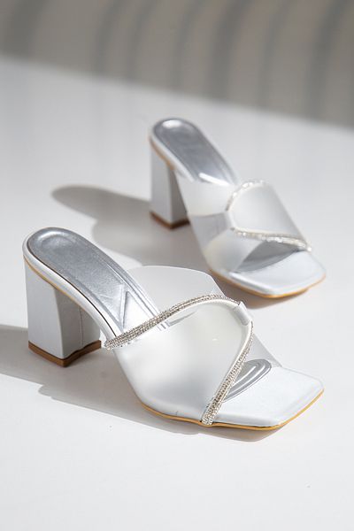 İncimoda Clasy Stone Detailed Heeled Shoes