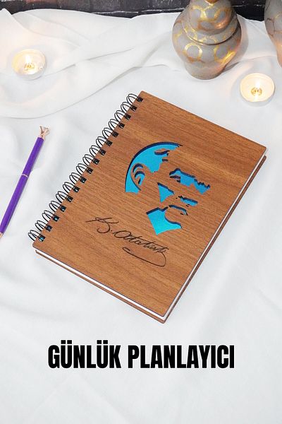 markcat Caiet de planuri din lemn Mustafa Kemal Atatürk - Agenda nedatat - Planificator zilnic (NUTS) A5