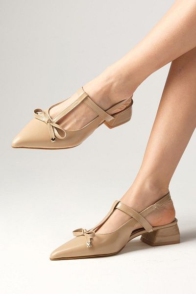 Mio Gusto Nude Colored Open Back Women's Short Heeled Shoes