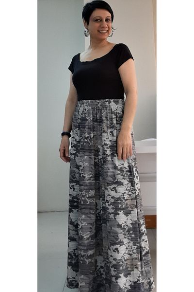 Mertcan Butik Fustă din viscoză din 6 piese cu model trandafiri afumat, cu talie elastică