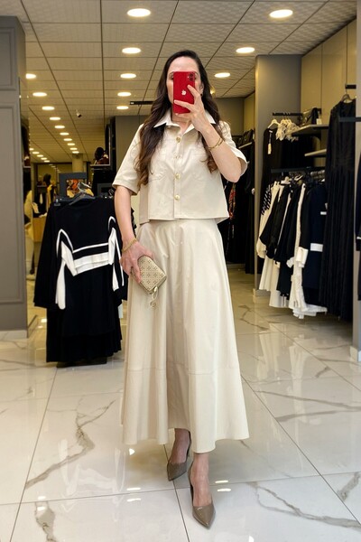 Vosse On Fashıon Kum Gold Düğme Detaylı Kısa Kollu Etekli Takım