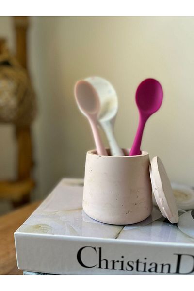 DESİGNPEARLY Multi-Purpose Organizer Box with Round Concrete Design, Pen Holder, Spoon Holder