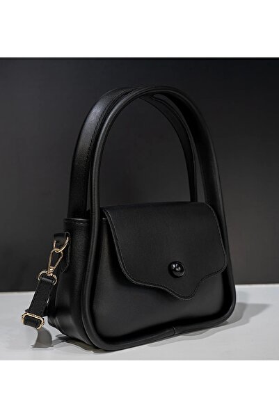 Mybag Κομψή γυναικεία τσάντα ώμου και χεριού - με λεπτομέρεια με κουμπί