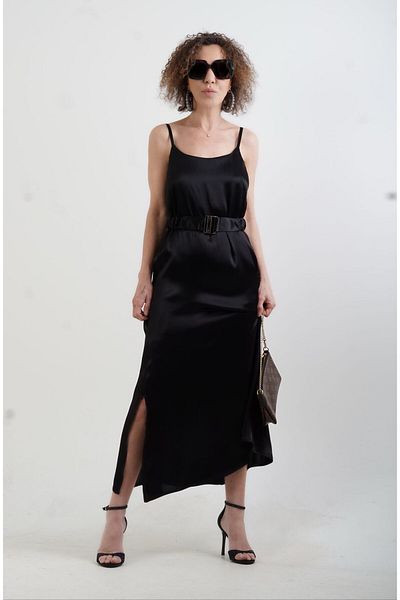 Zelish My Sister Rochie din satin cu centură neagră
