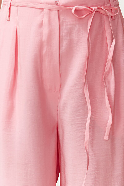 Trendyol Collection Pink Modal Content Thin Belted Pleated Wide Cut Wide Leg Woven Trousers TWOSS24PL00121