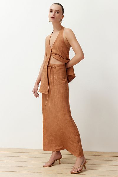Trendyol Collection Camel fűzőöv részletes vászon megjelenésű Maxi szövött szoknya TWOSS24ET00186