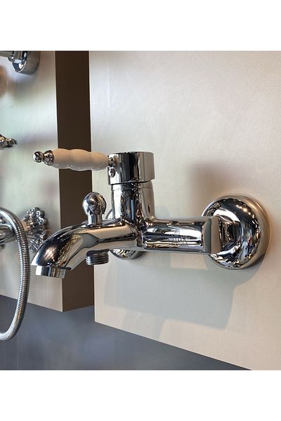 İSAOĞLU YAPI Vintage Design Bathroom Faucet - Porcelain Tap, Brass